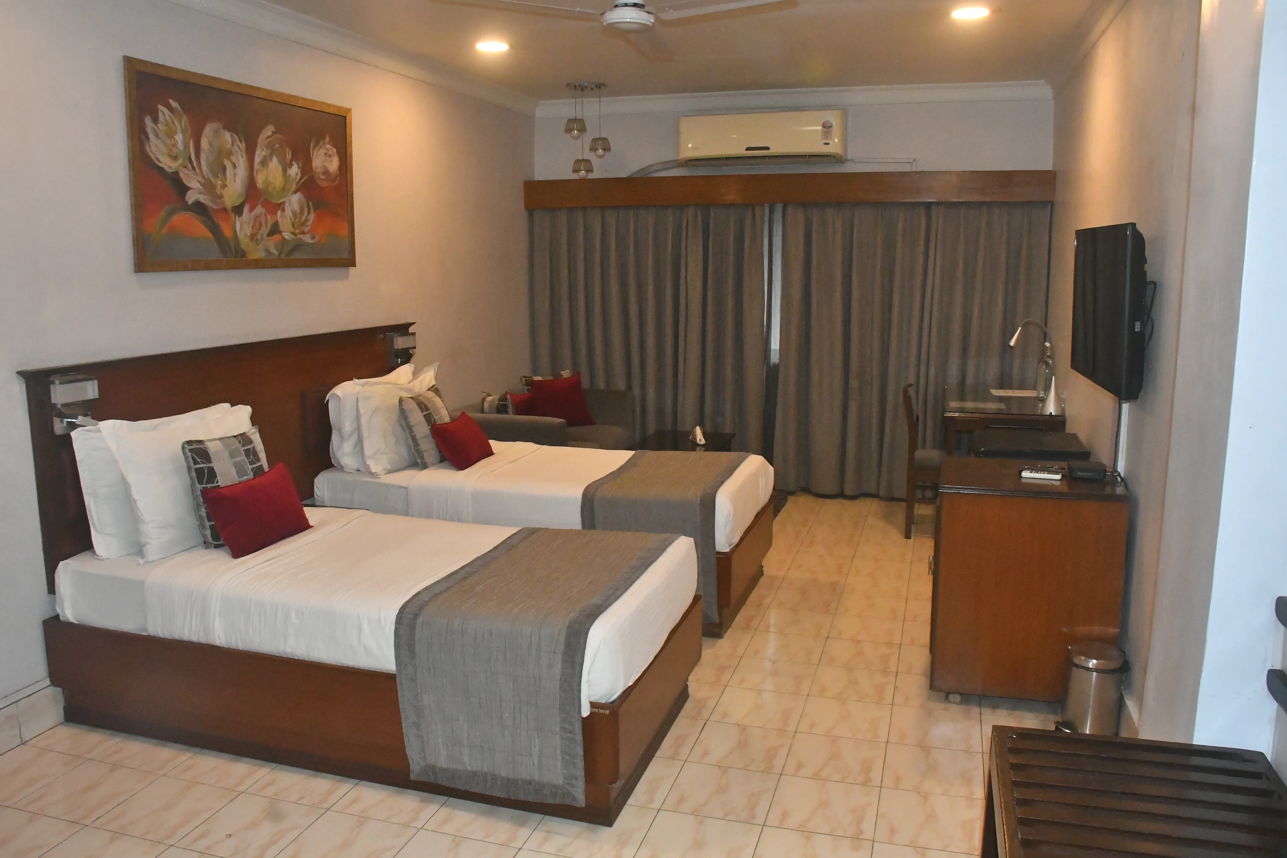 DELUX ROOM FROM NOVEMBER TO MARCH
