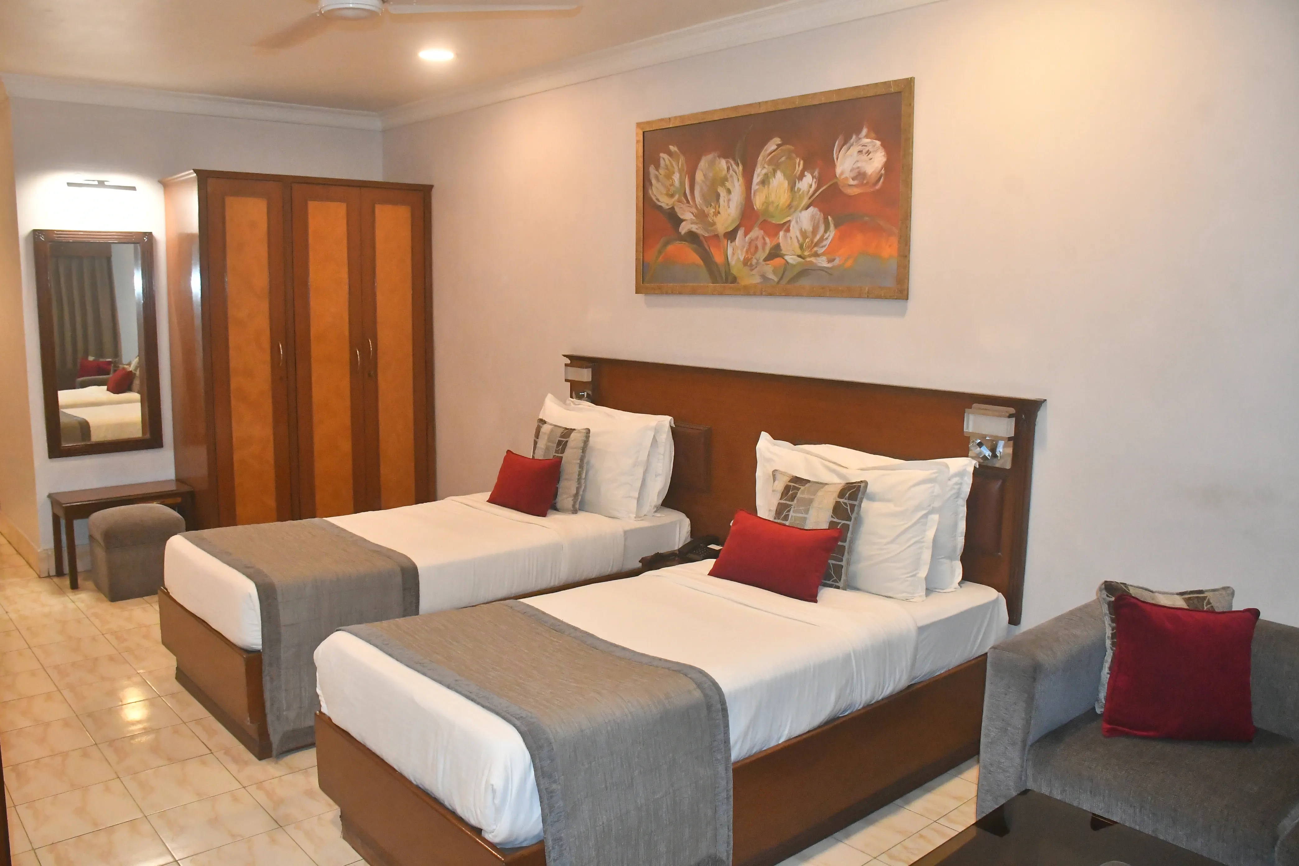 PREMIUM ROOM FROM APRIL TO OCTOBER